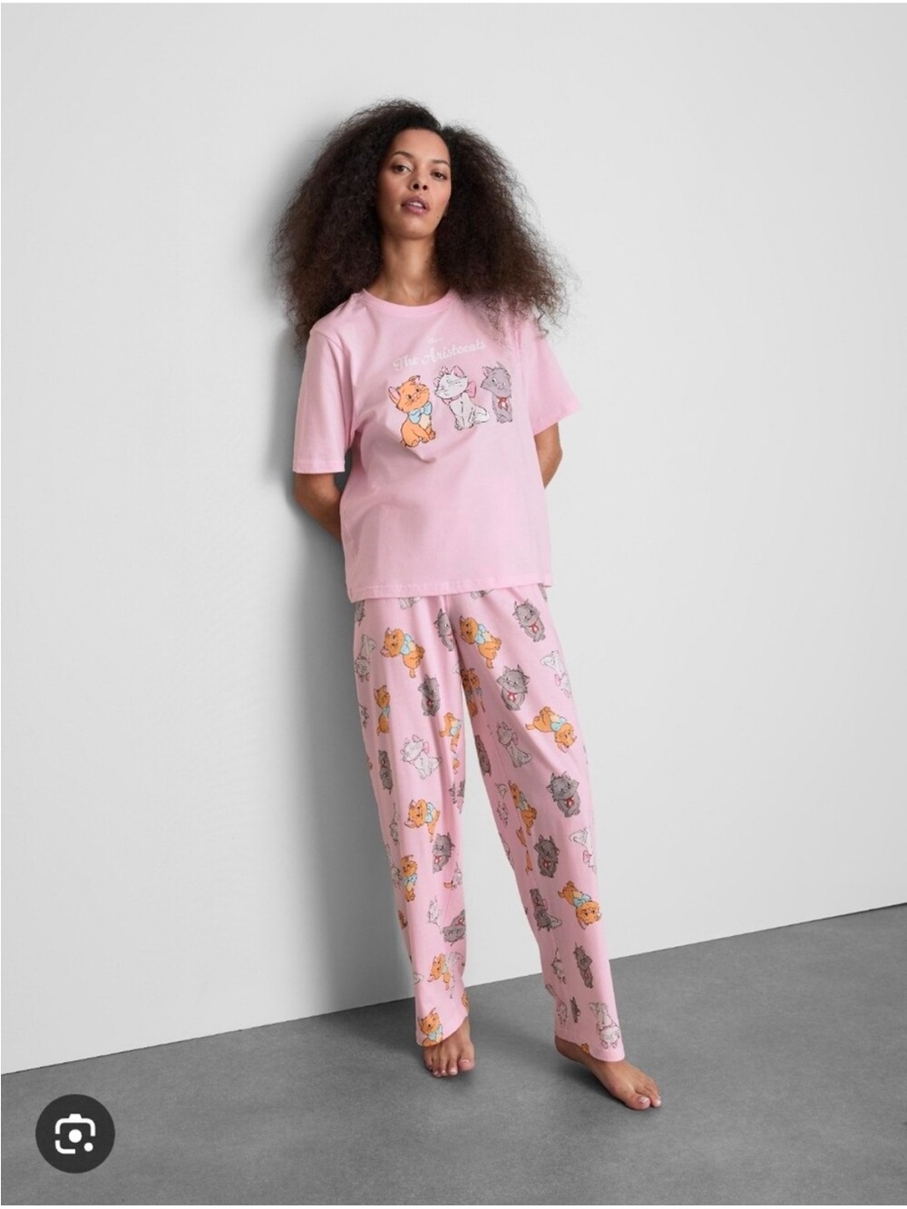 Disney/ Pixar Womens Marie Lounge Pajama Set